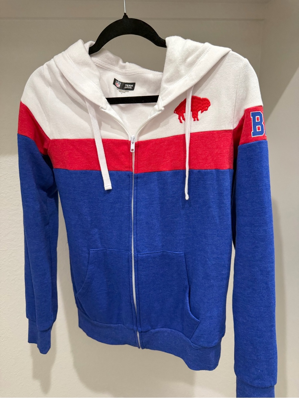 Women's Buffalo Bills Standing Buffalo Colorblock Zip Hoodie